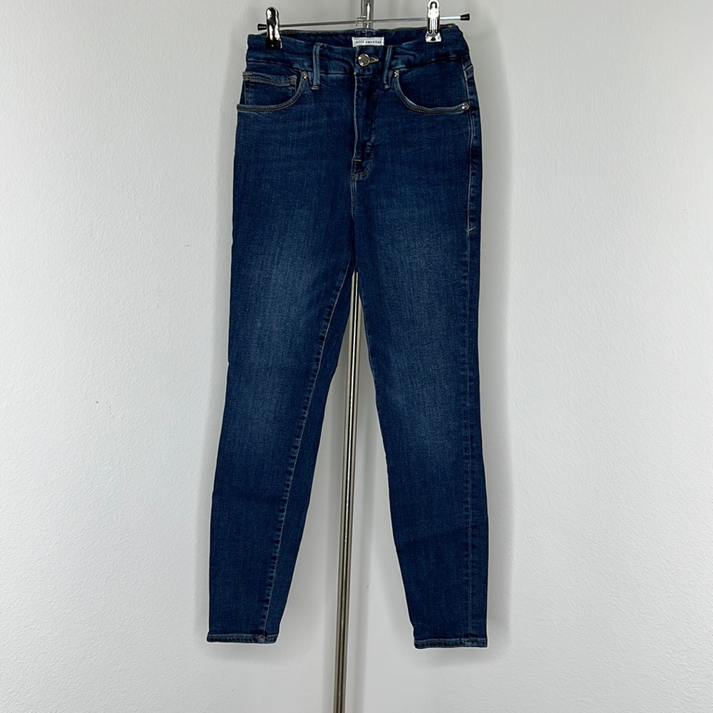 🔹 Good American Jeans